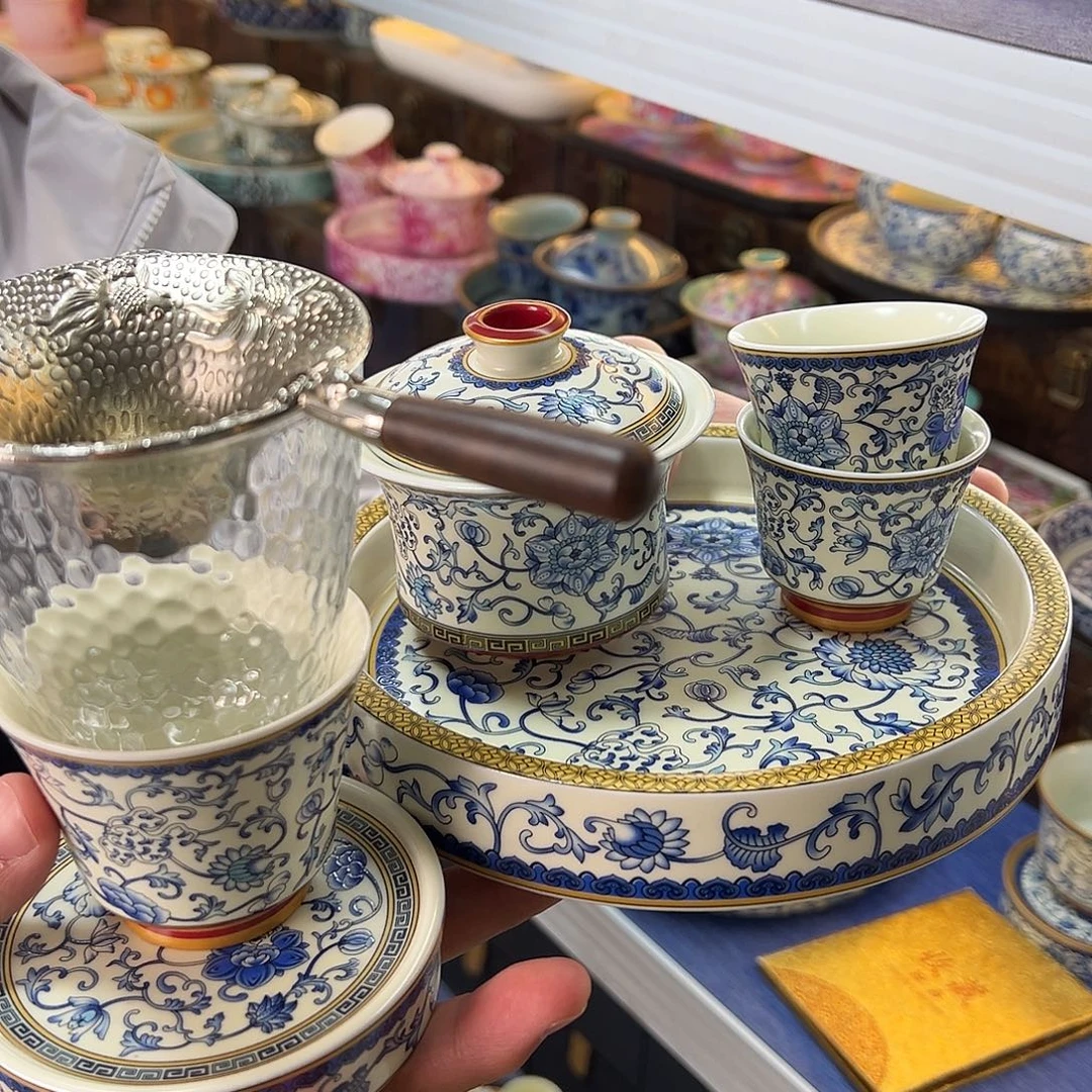 我们的目标是成为一个优秀的人