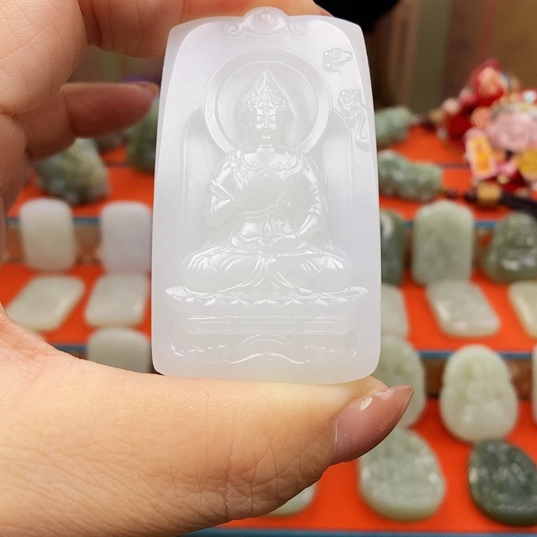 颈饰未镶嵌和田玉果*