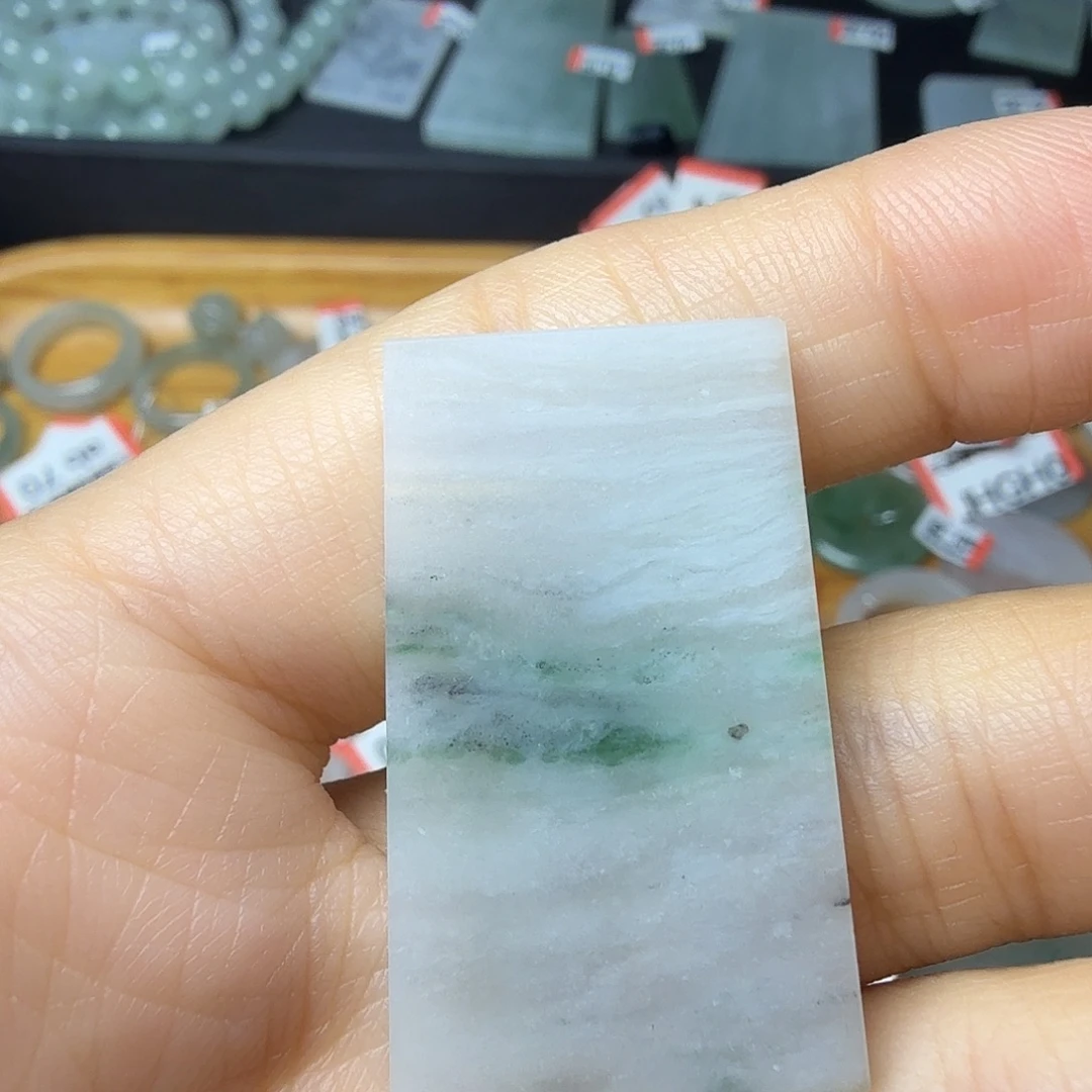 翡翠未镶嵌颈饰天然缅甸翡翠A货