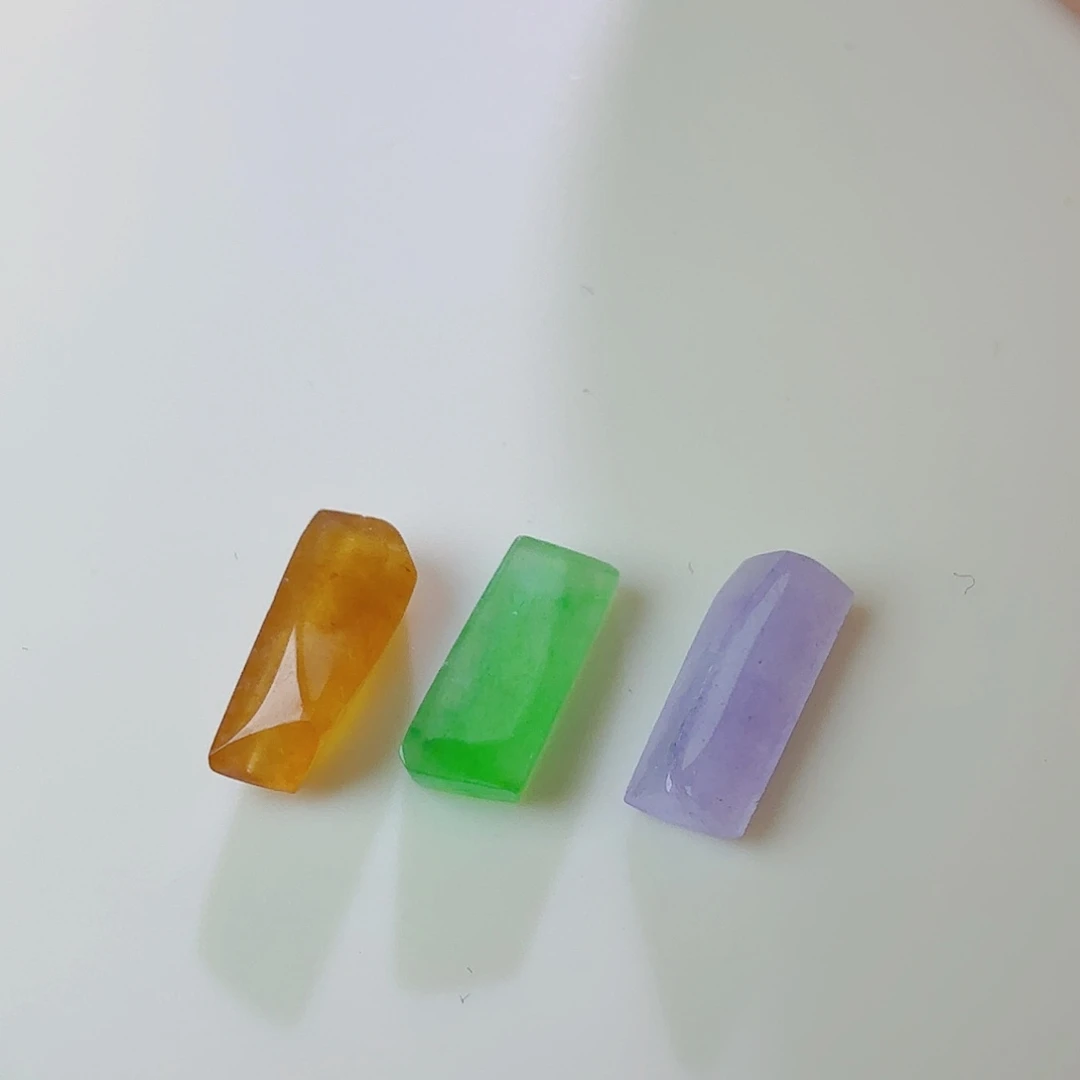 翡翠裸石随行一组
