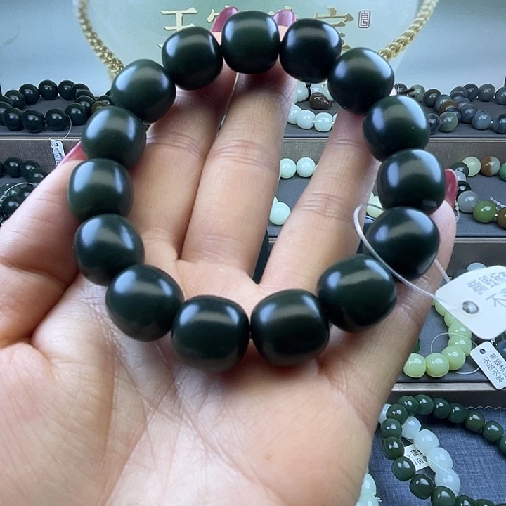 和田玉未镶嵌手链