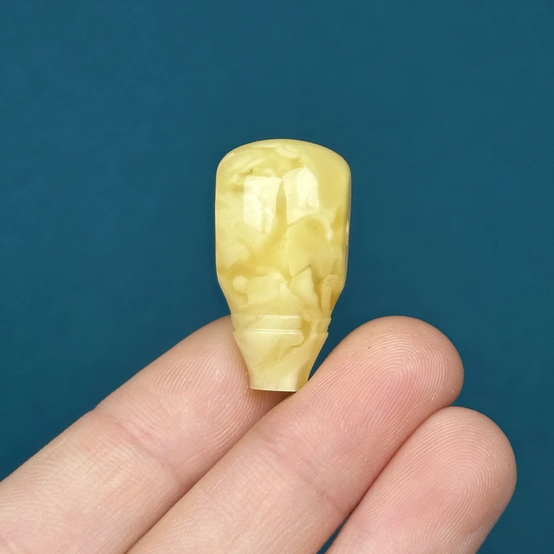 Z74-16天然原矿蜜蜡 满蜡鸡油黄三通14*27*14mm 支持鉴定 假一罚