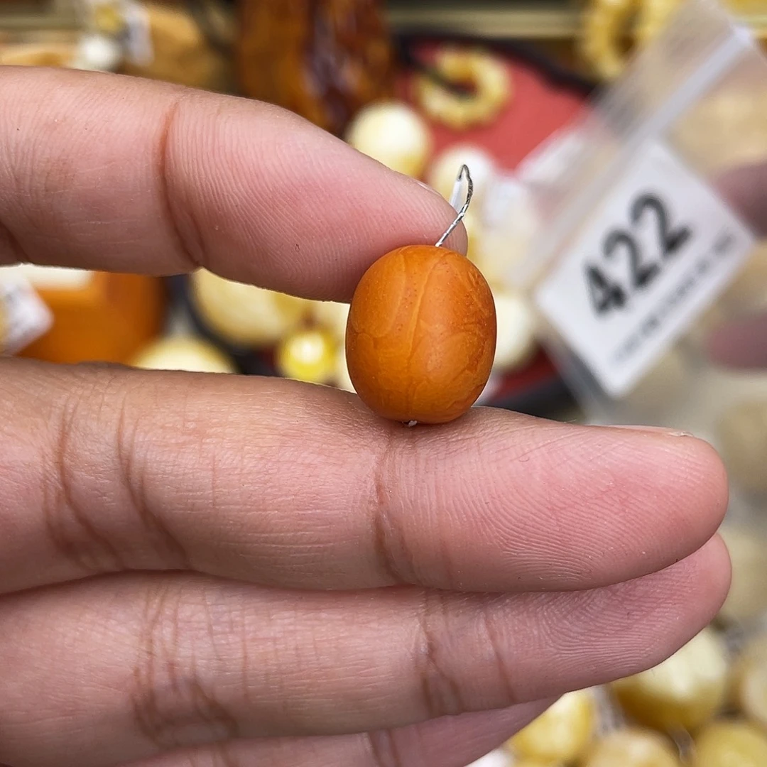 蜜蜡未镶嵌珠宝奇石12