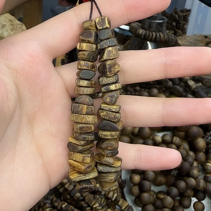 沉香碎屑沉香沉香棋楠原材料