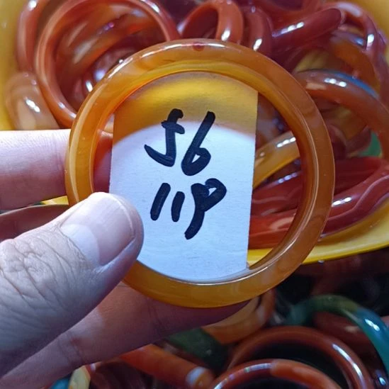 玛瑙/玉髓未镶嵌手镯