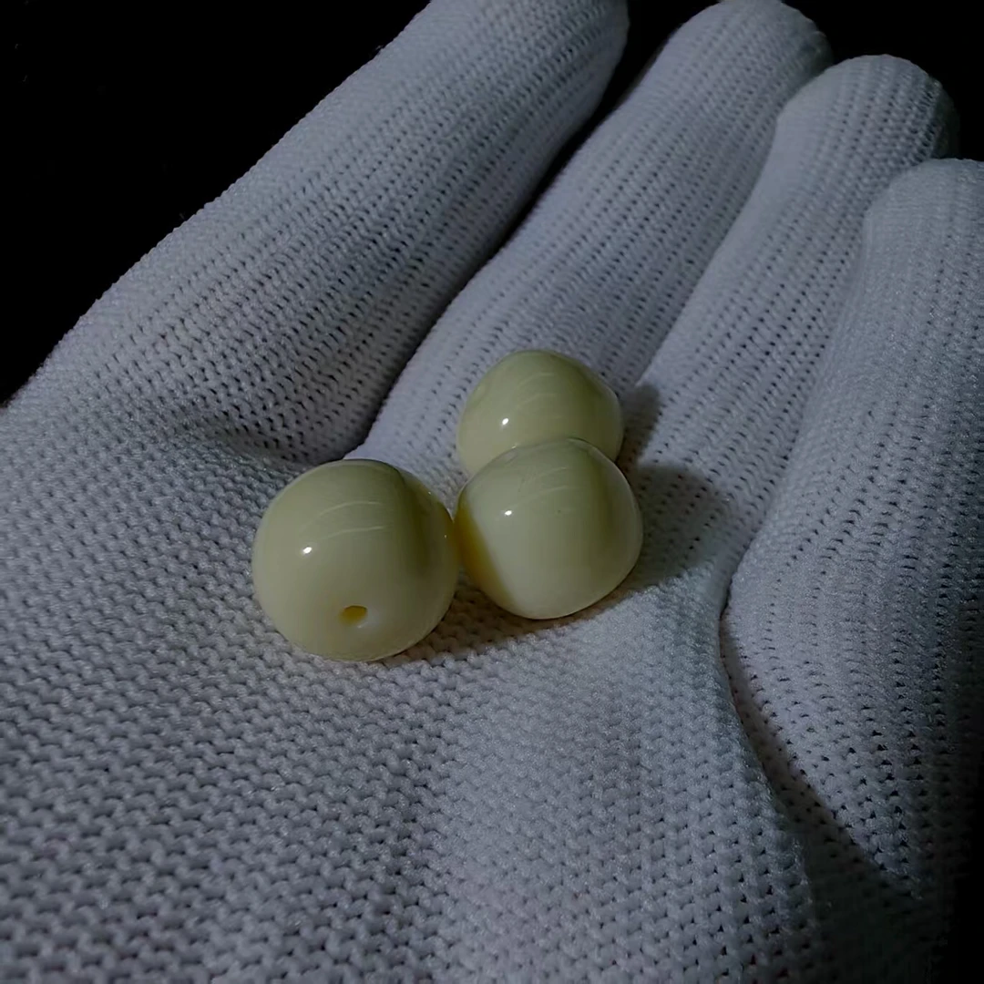 YS17   猛犸E料香香单珠约12*11mm
