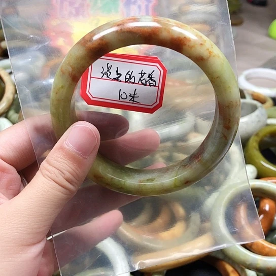 未镶嵌蛇纹石玉手镯淡***香