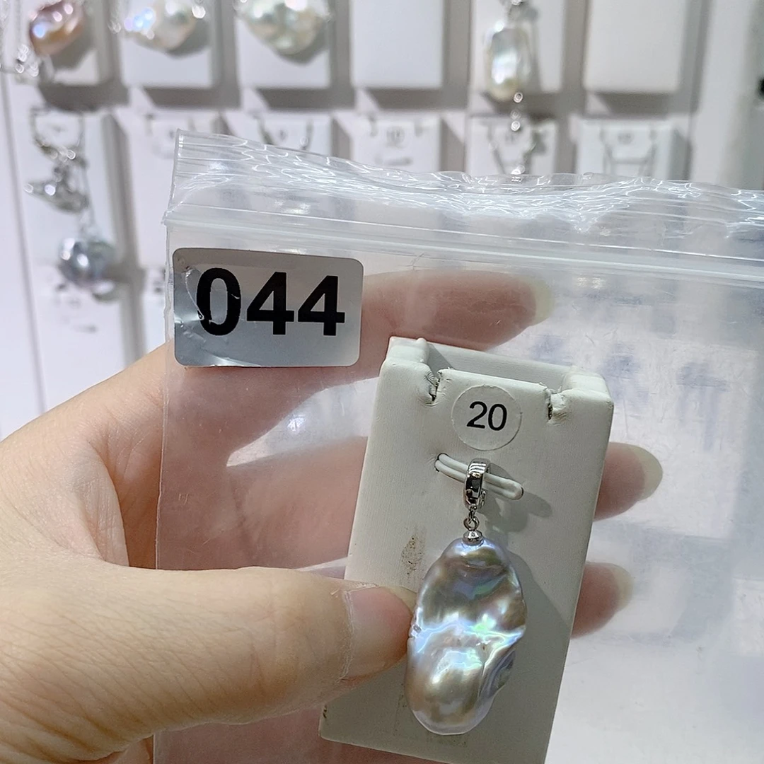 淡水珍珠合金颈饰