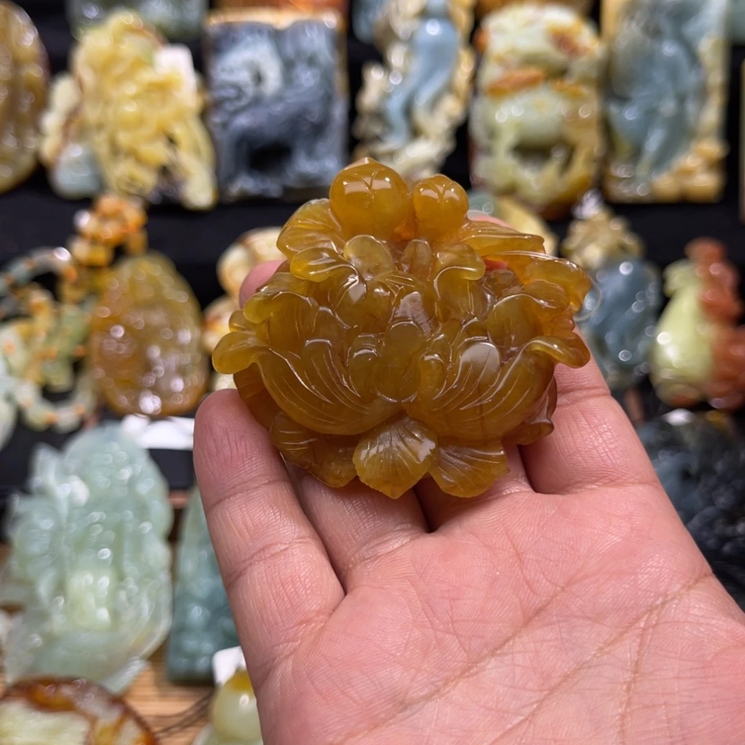 T***恬蛇纹石玉未镶嵌颈饰