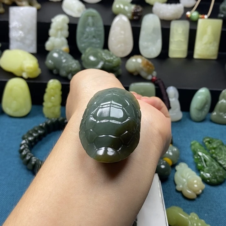 和田玉未镶嵌手串