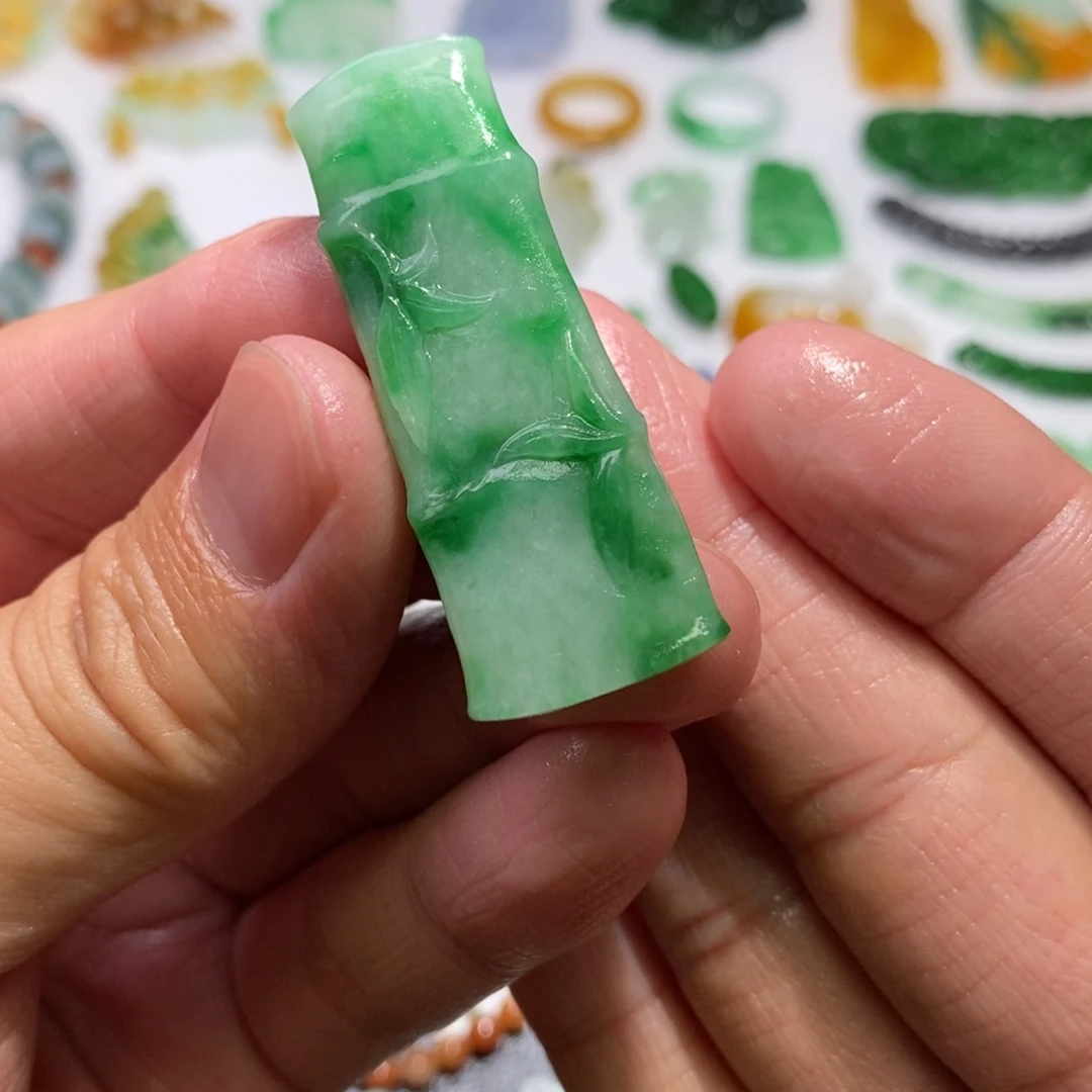 流***水定制翡翠未镶嵌吊坠