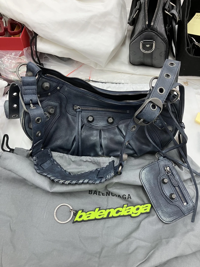95新 Balenciaga/巴黎世家 GGS月牙包S号深蓝色银扣油蜡56419691