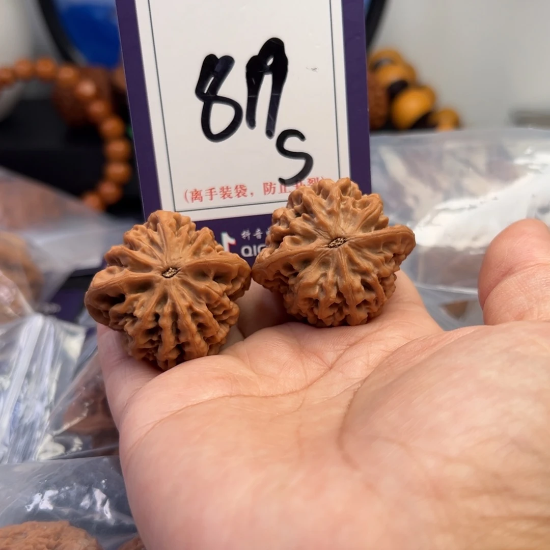 把件桃核819号秦闷36