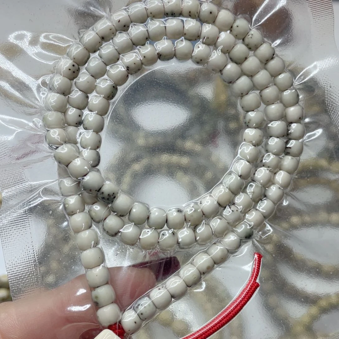 星月菩提吊坠石玉料绿包白通体大留白108卡6