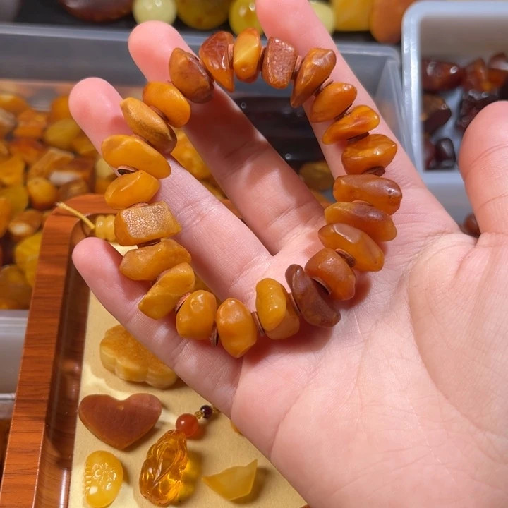 琥珀未镶嵌颈饰手串