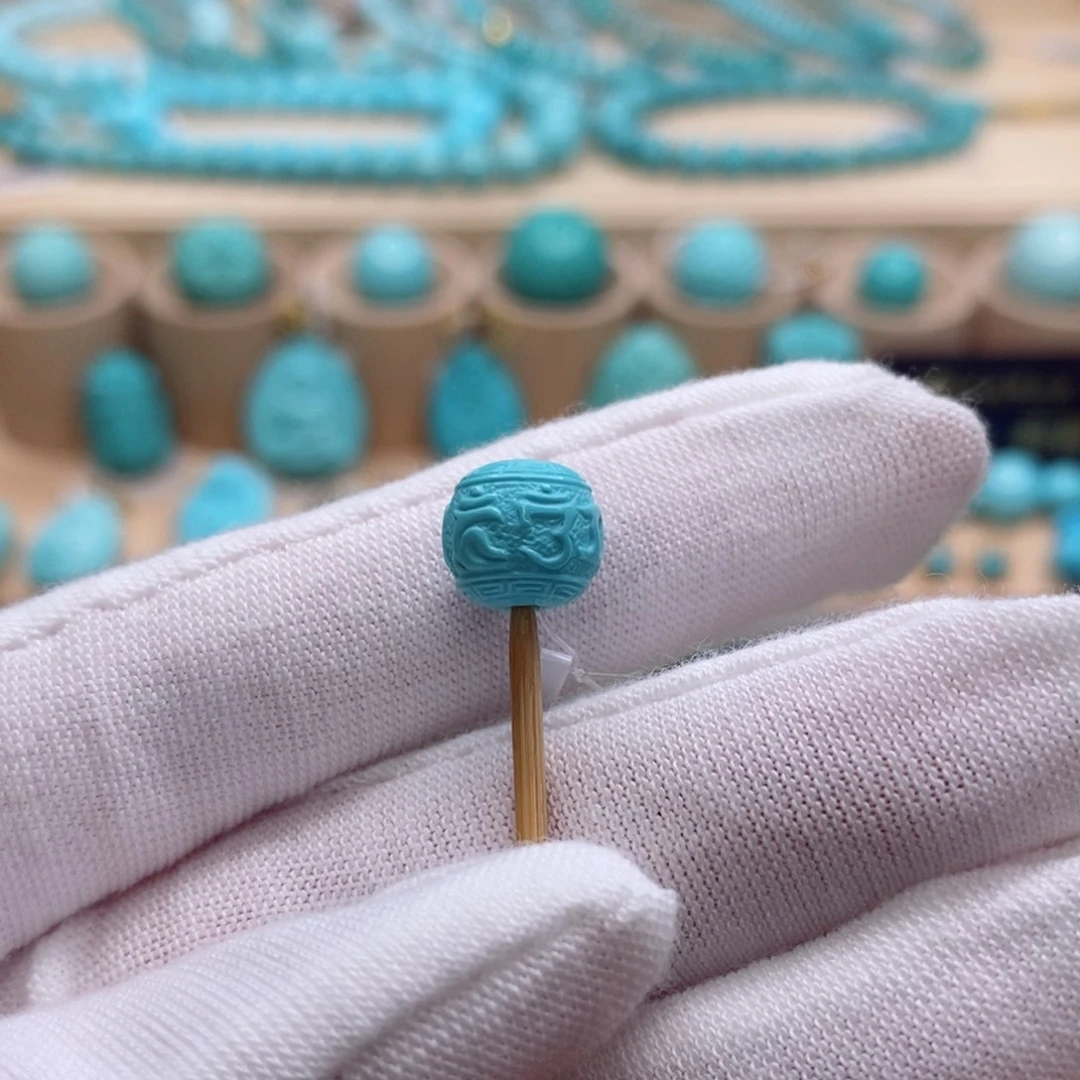 未镶嵌绿松石珠宝奇石