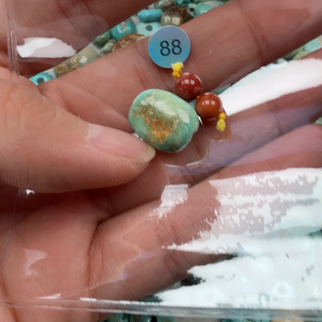 南红玛瑙未镶嵌珠宝奇石