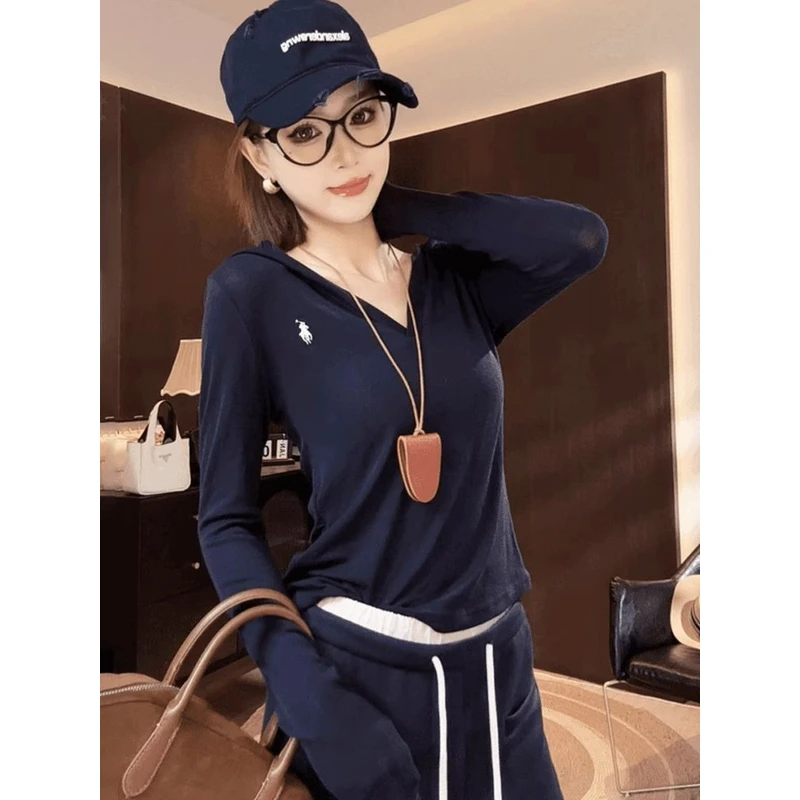 大码女装V领连帽长袖t恤女2025秋季新款宽松显瘦遮肉时尚简约上衣