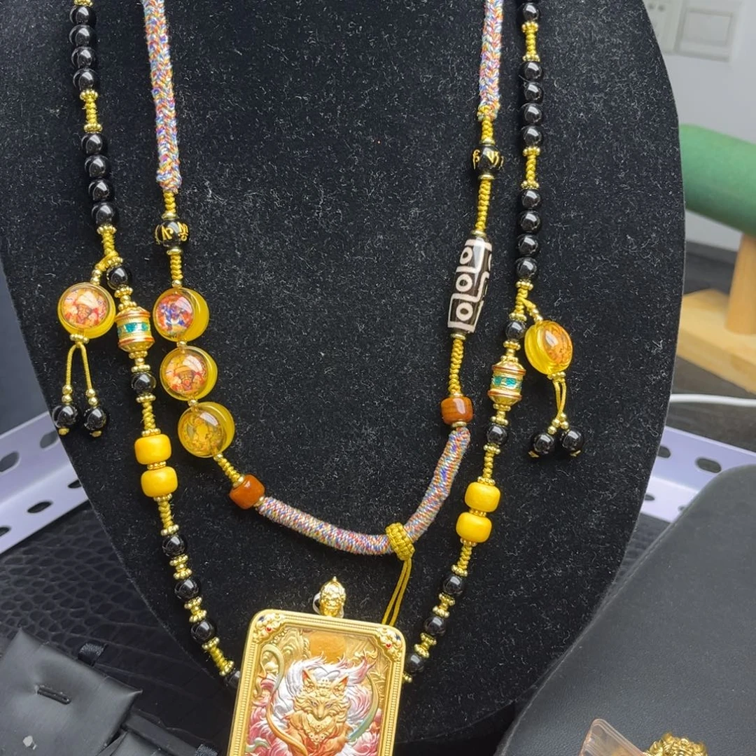 小***晴吊坠唐卡的历史悠久的文化遗产