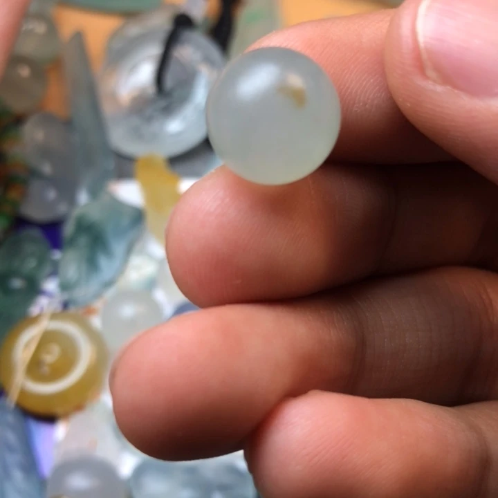 定制翡翠未镶嵌挂件
