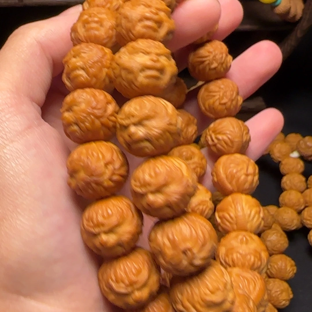 8***0猴头核桃吊坠猴头