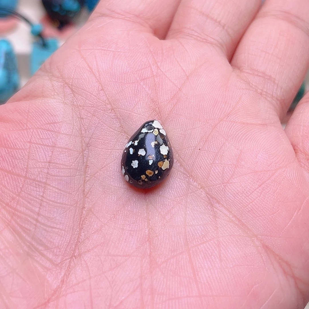 湖北原矿高瓷饰品配饰