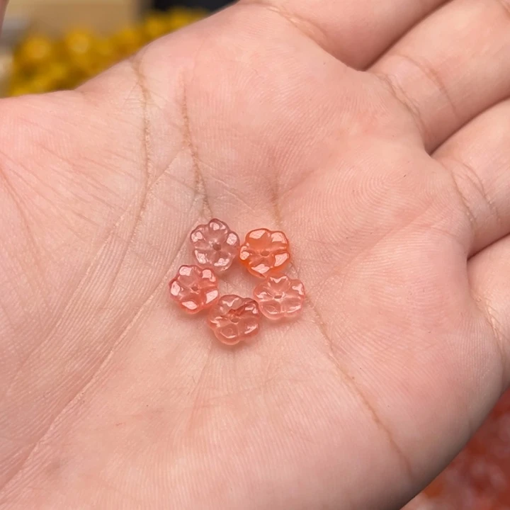 南红玛瑙未镶嵌吊坠(不含链)多样性