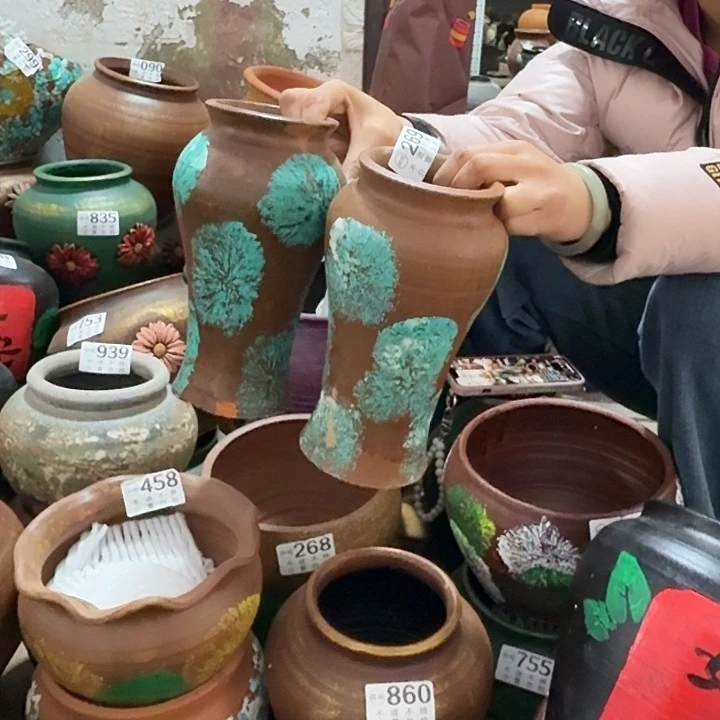 瑕疵彩绘一对269高度22口径10