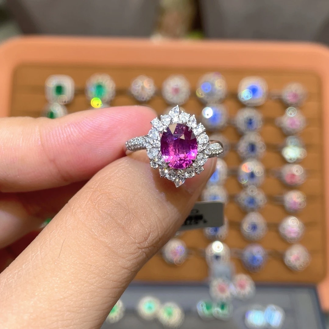 戒指彩色蓝宝石18K金镶嵌1.57ct 无烧