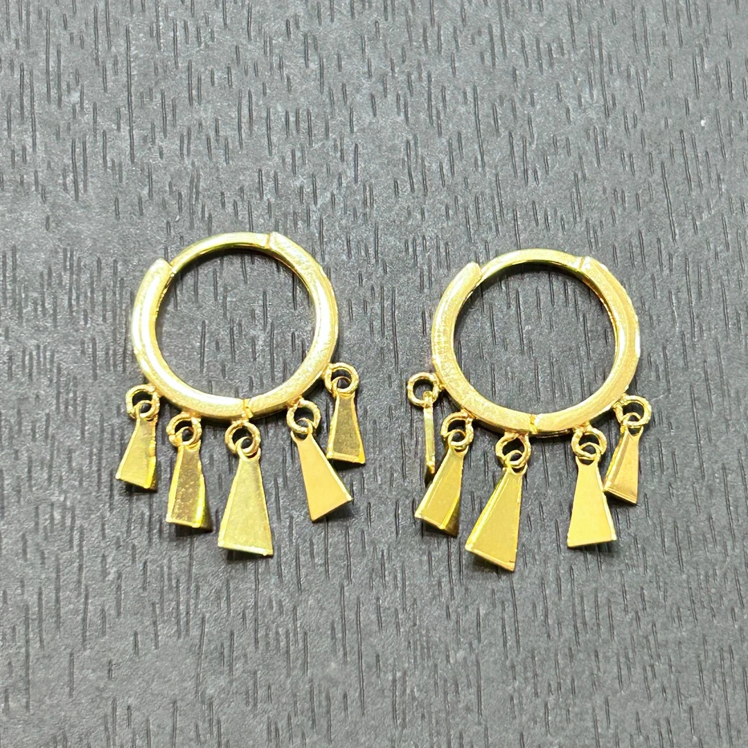 【销冠专享】18K金三角流苏耳扣ZBKJE135