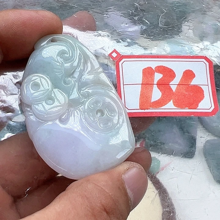翡翠未镶嵌颈饰缅甸翡翠吊坠