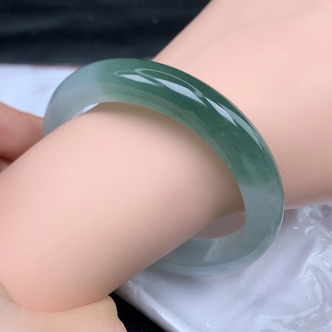 翡翠未镶嵌手镯天然