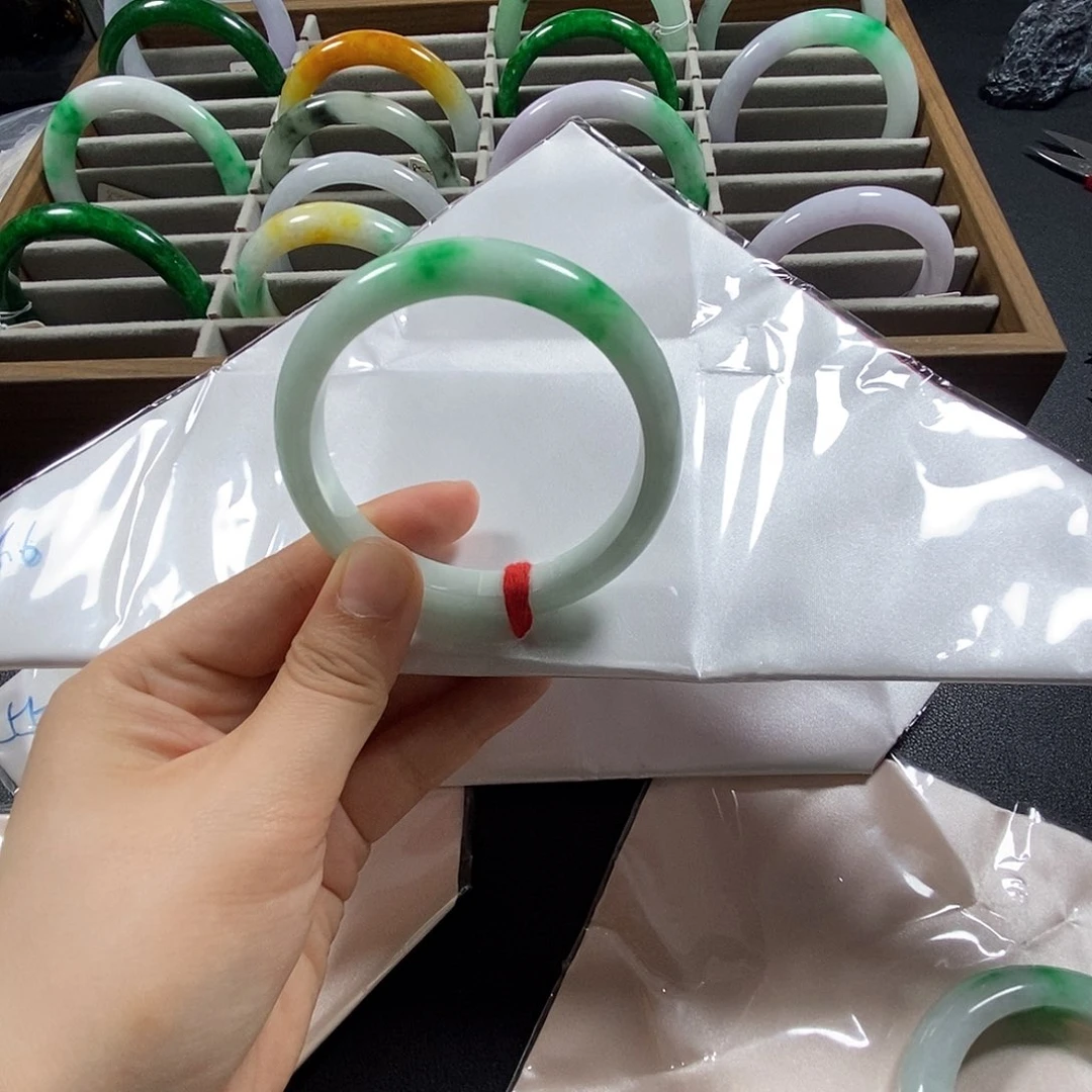 十****闪购为准 一物一拍