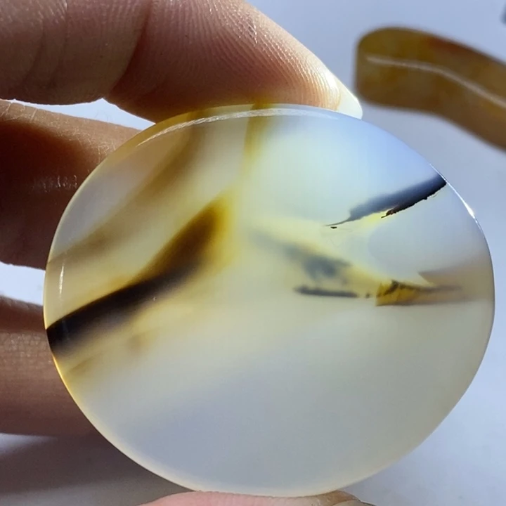 玛瑙/玉髓颈饰未镶嵌