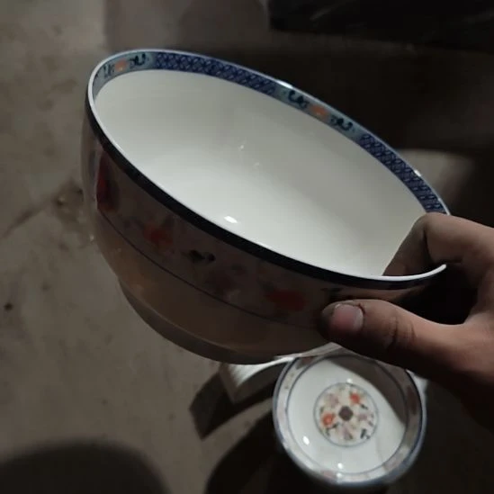 茶盏陶瓷盘子碗啥都有