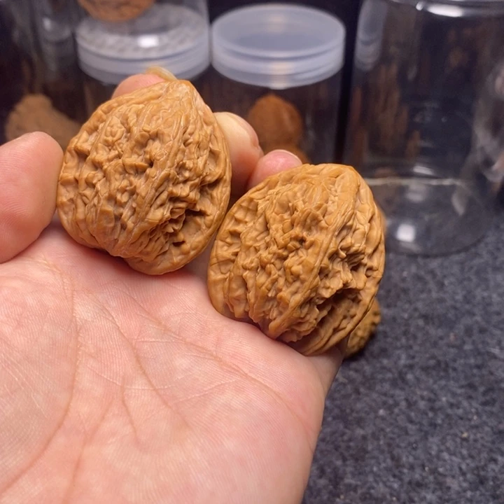 文玩核桃吊坠40蓟县虎头王