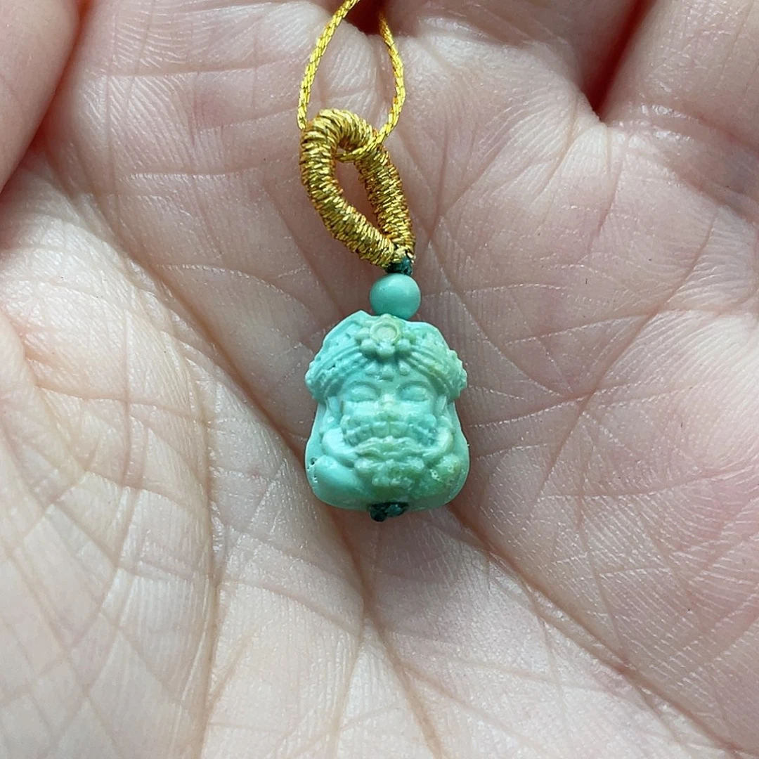 绿松石颈饰未镶嵌