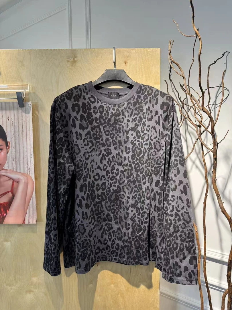 DAMAY推选宽松T恤打底衫印花提花女士街头风百搭圆领长袖豹纹花色