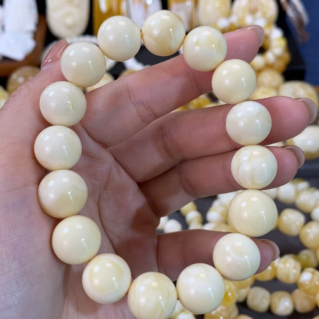 蜜蜡手串未镶嵌13mm+浓白蜡圆珠手串