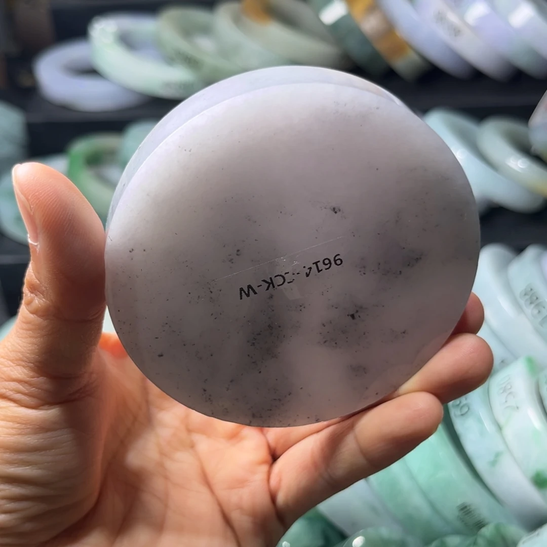 未镶嵌翡翠手镯定制翡翠