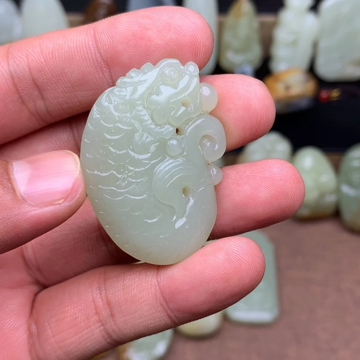 和田玉（糖玉）未镶嵌颈饰