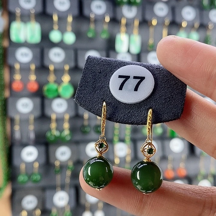 和田玉耳饰18K金镶嵌