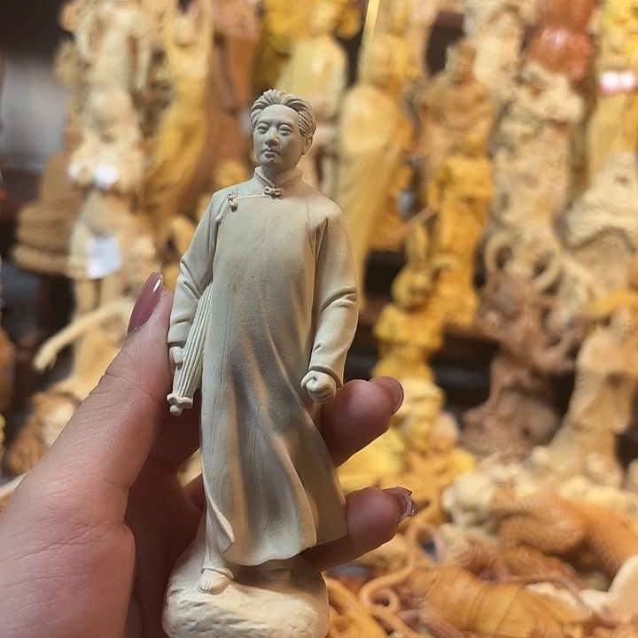 九***月黄杨木黄杨木伟大的人