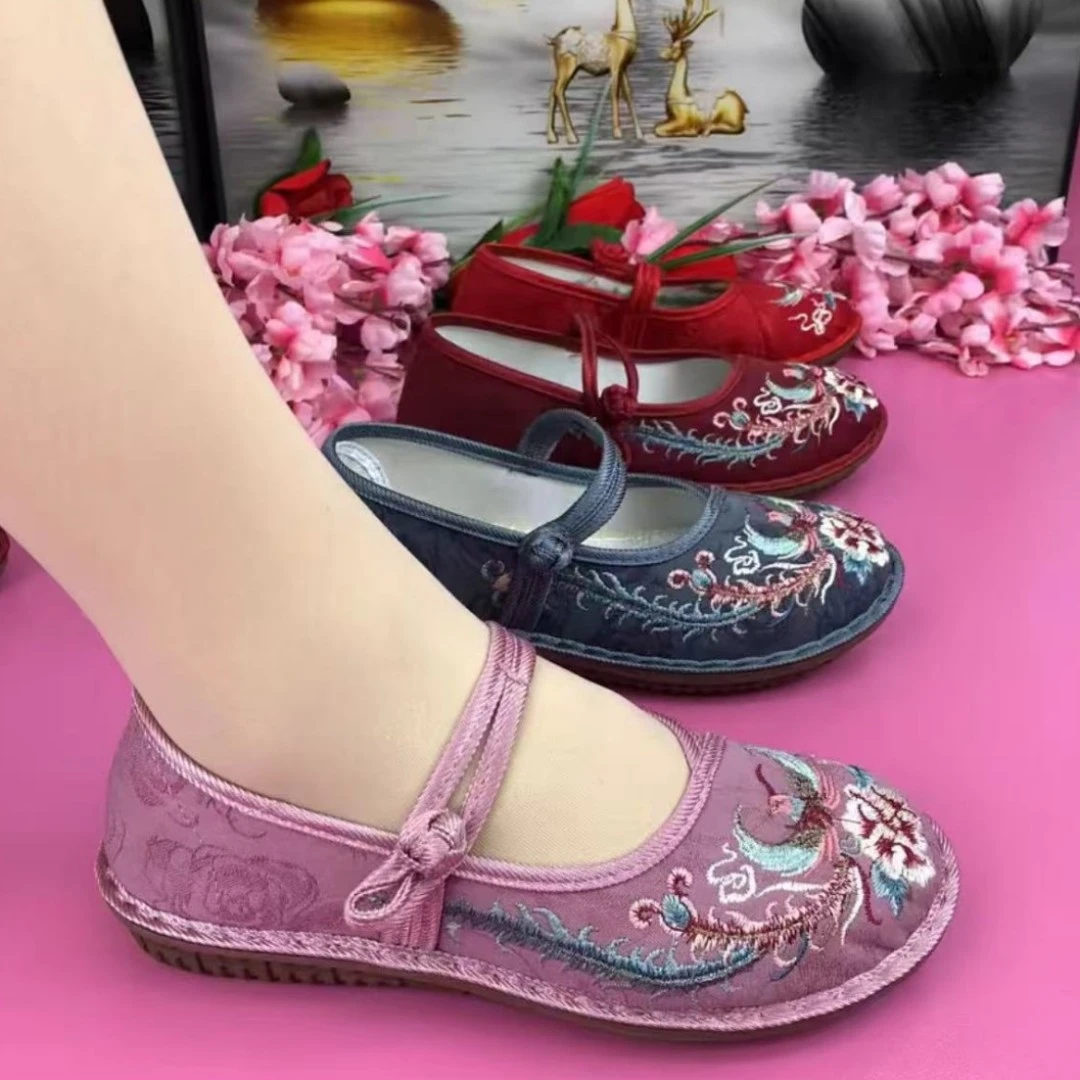 老北京布鞋中国风绣花鞋软底防滑浅口中老年妈妈鞋休闲舒适单鞋