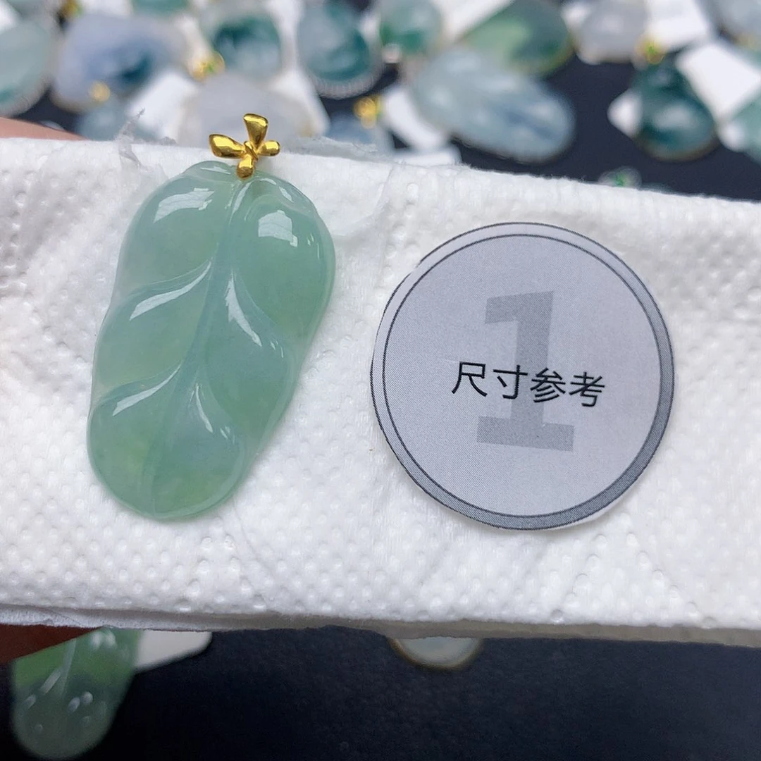 颈饰未镶嵌翡翠天然缅甸翡翠