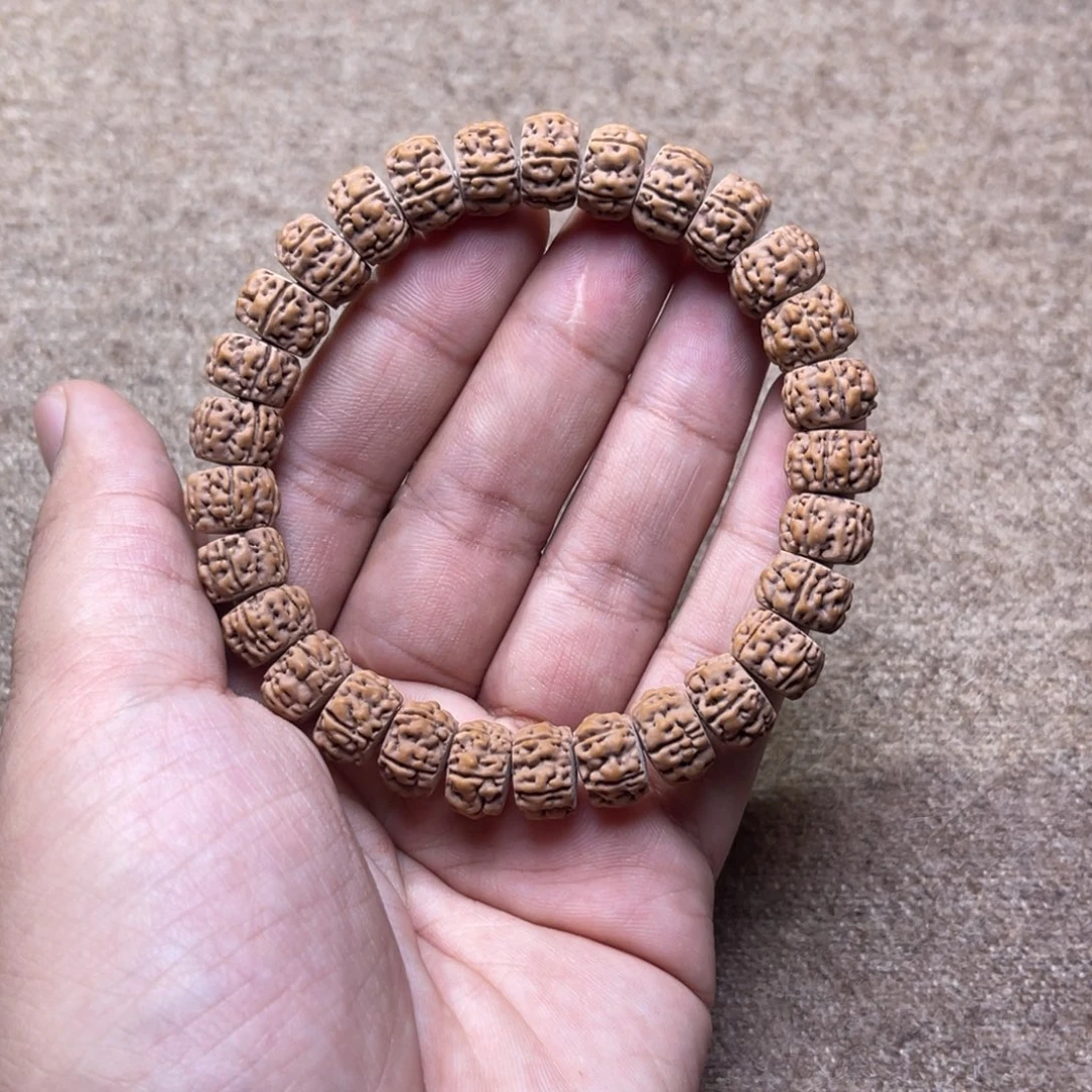 猴头核桃吊坠龙切老树王12mm小金刚