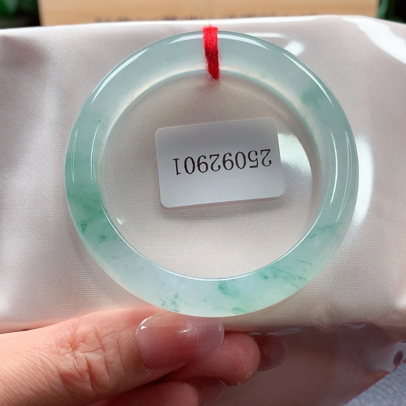 【闪购商品】未镶嵌手镯翡翠天然A货翡翠手镯，66号