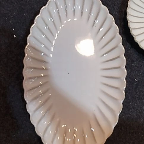 瓷片微瑕贝壳鱼盘两个一组