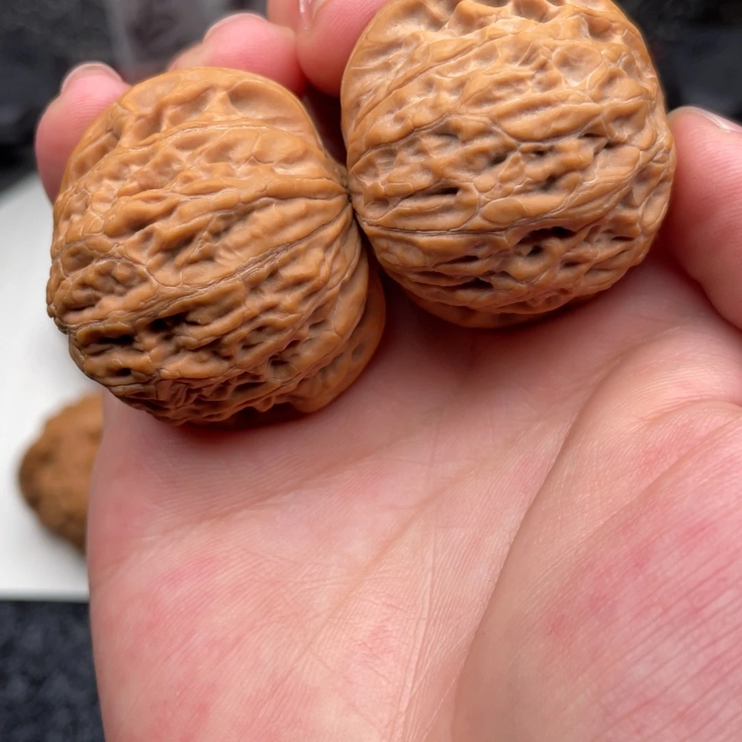 2***3文玩核桃把件39尺寸铁锤妹妹