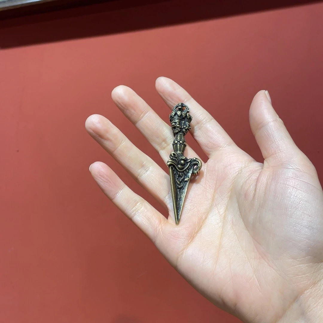 泥塑E***木我们的目标是成为一名优秀